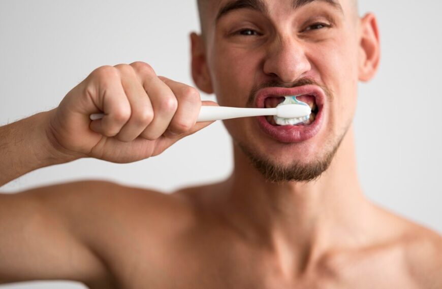 Esistono dentifrici specifici per i denti sensibili?